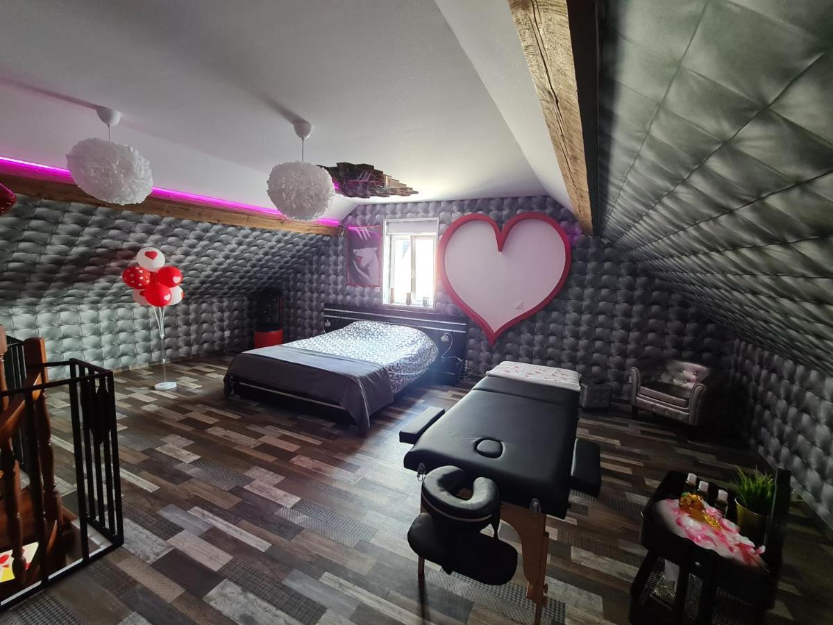 L Evasion Secrete Hotel Quarouble Luaran gambar