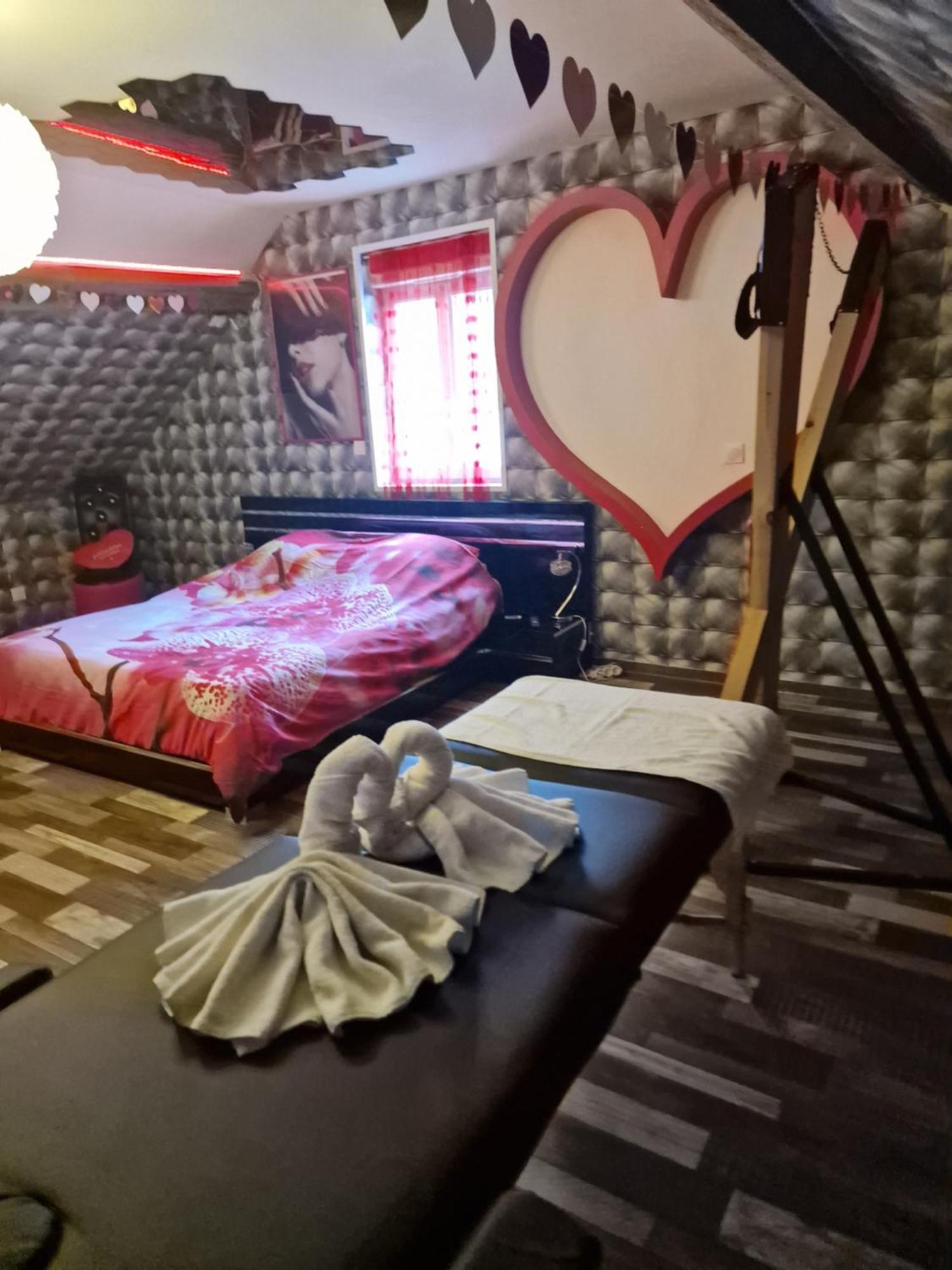 L Evasion Secrete Hotel Quarouble Luaran gambar